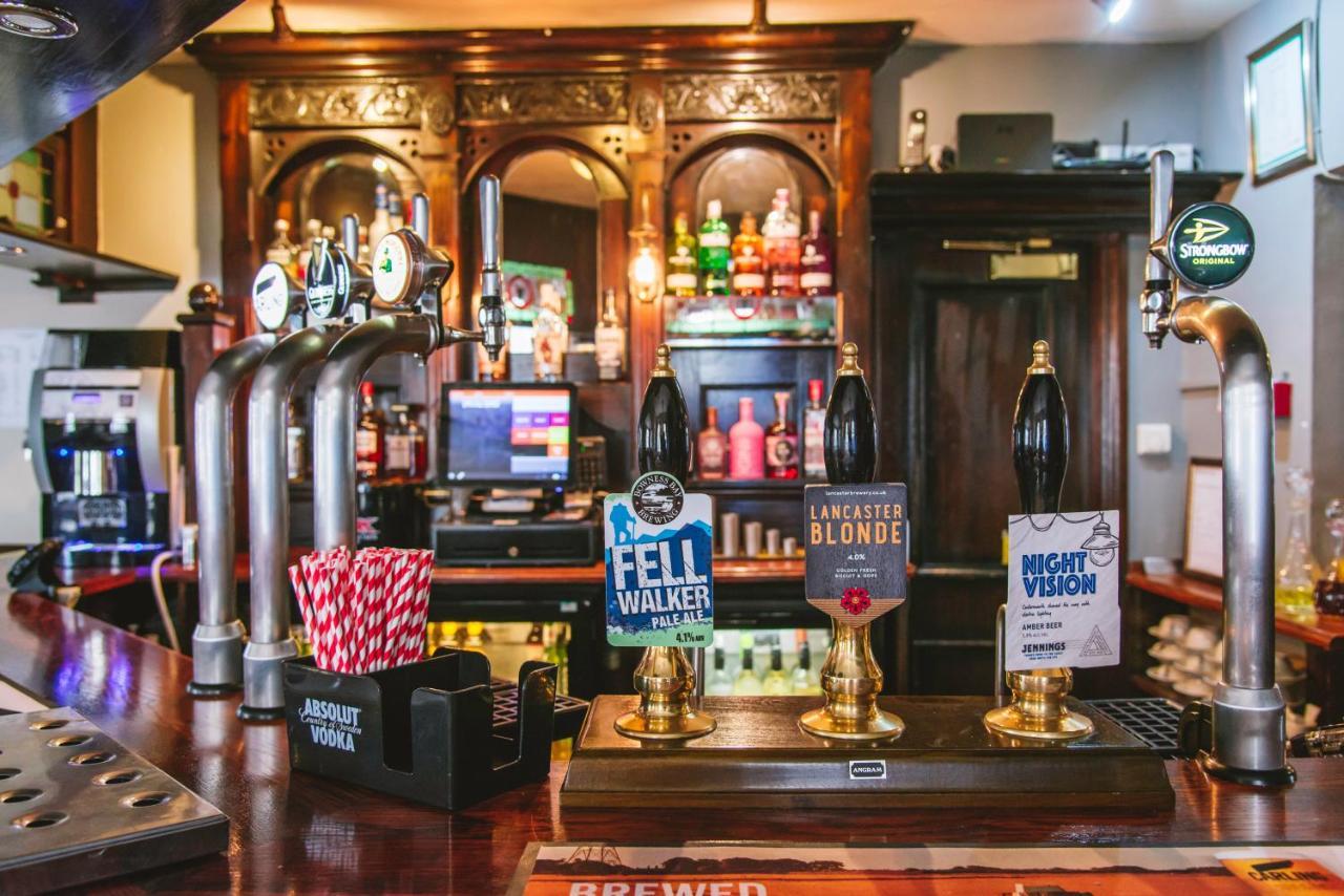 The Bulls Head Hotel Milnthorpe Buitenkant foto