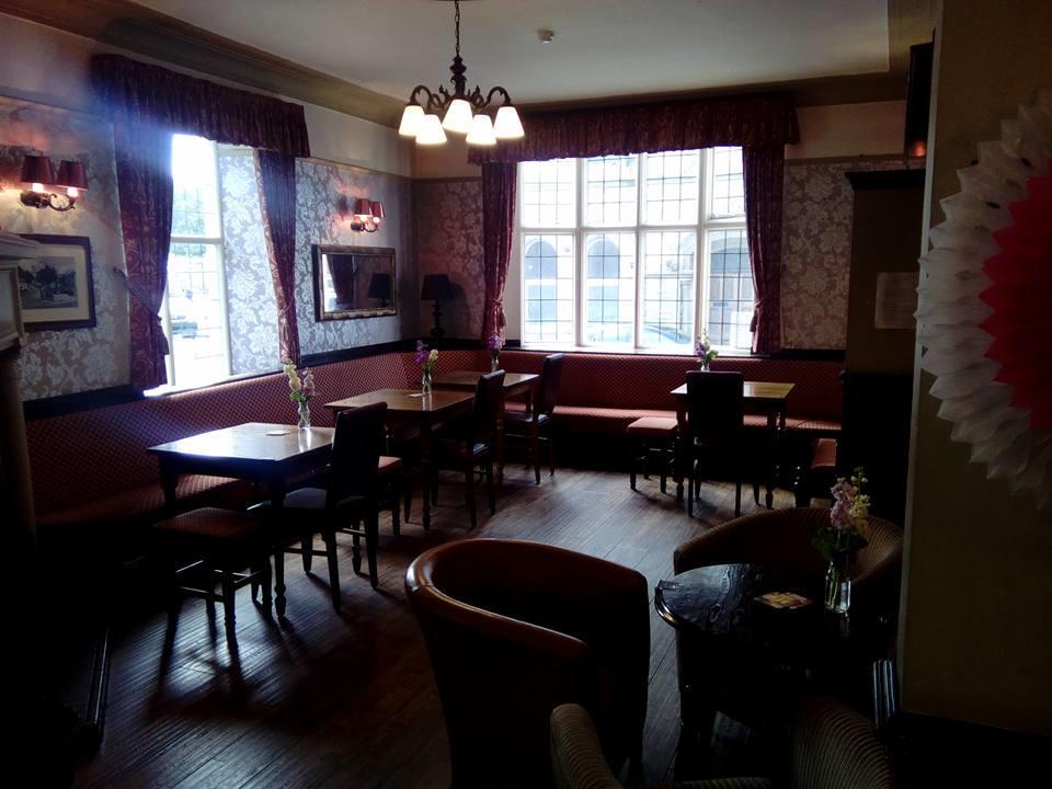 The Bulls Head Hotel Milnthorpe Buitenkant foto